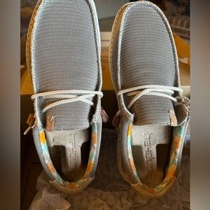 Hey Dude Men's Wally Eco Knit Shoes sz 8 US NEW Slip On Casual Sox Desert Brown